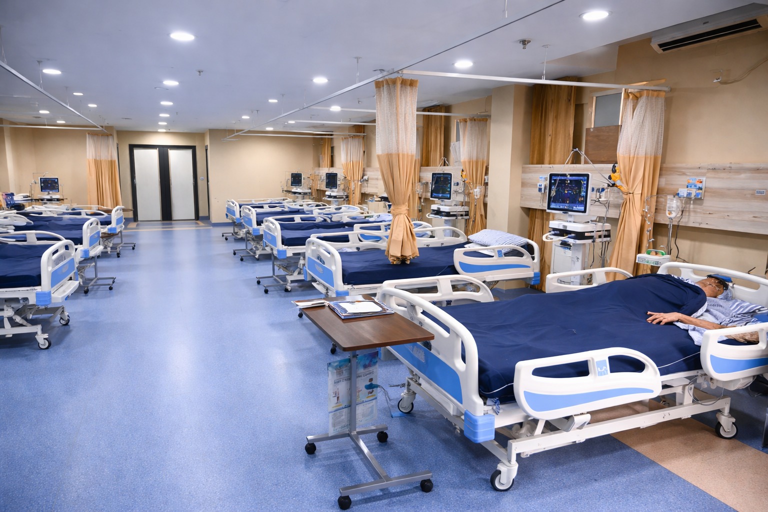 ICU Room